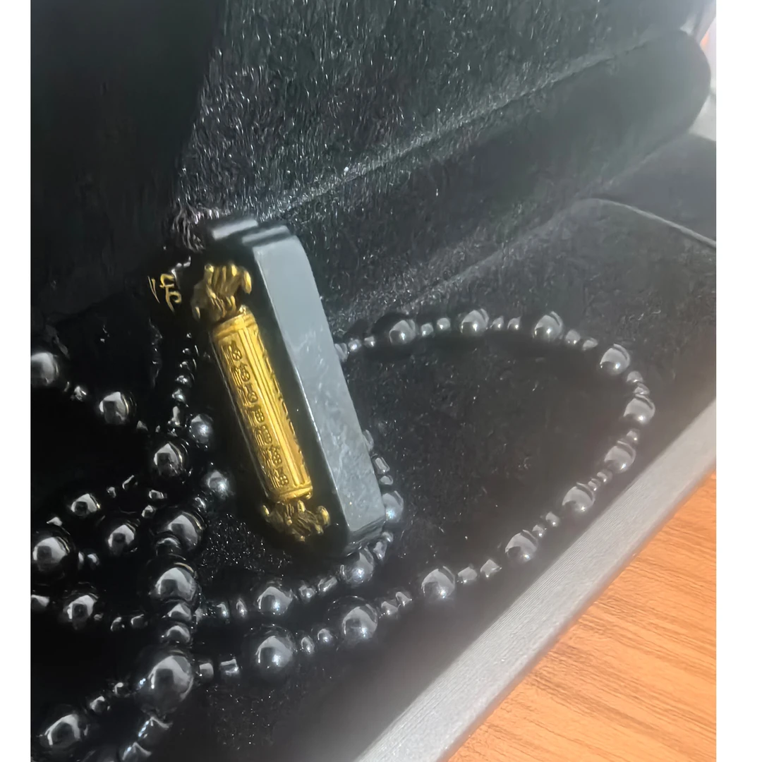 锌合金仿水晶吊坠 轻奢时尚经典 男女同款 墨绿吊坠