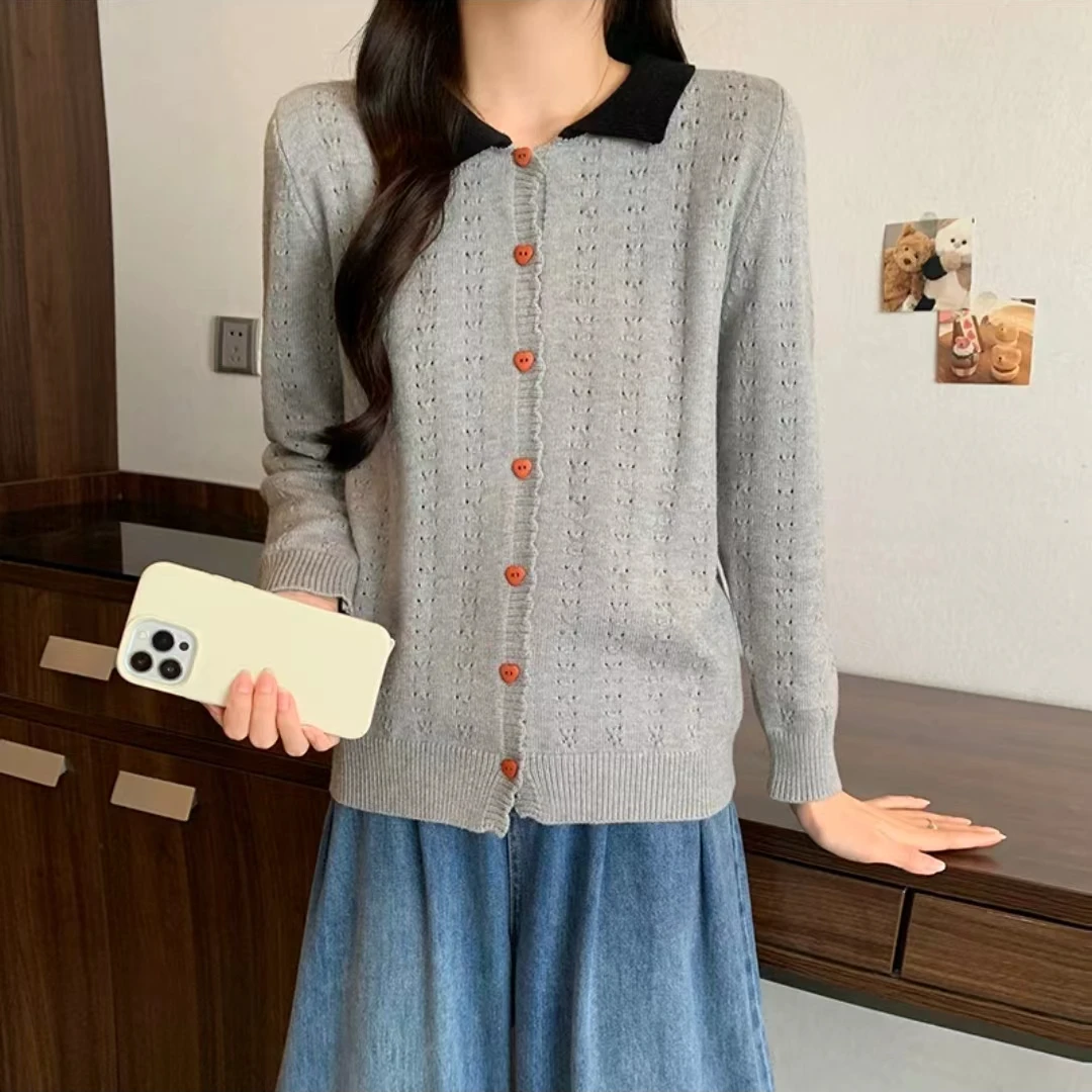 【艾萱萱】909款娃娃领镂空长袖针织衫开衫百搭长袖上衣 约58