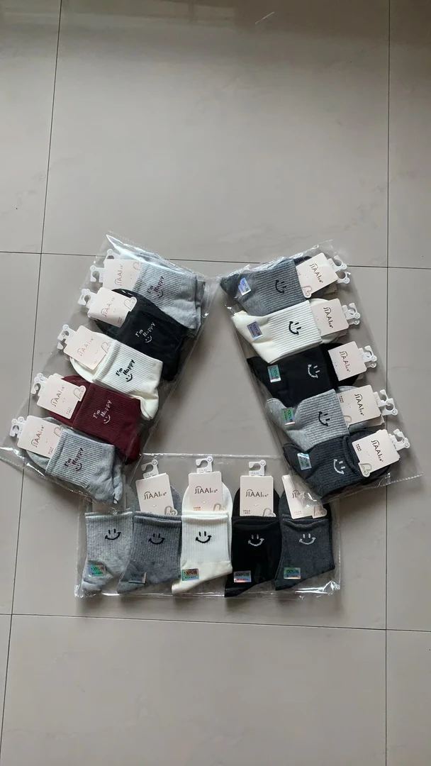 五色女士袜子秋冬款中筒袜纯棉防臭棉袜抗起球女袜新款