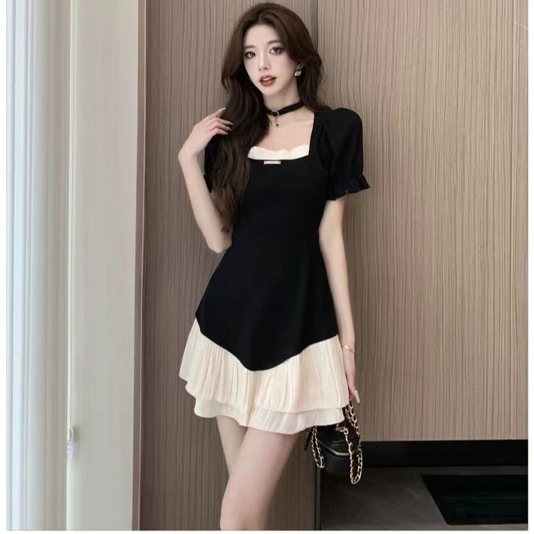 大码胖mm甜酷小众气质显瘦公主裙复古少女感撞色泡泡袖方领连衣裙