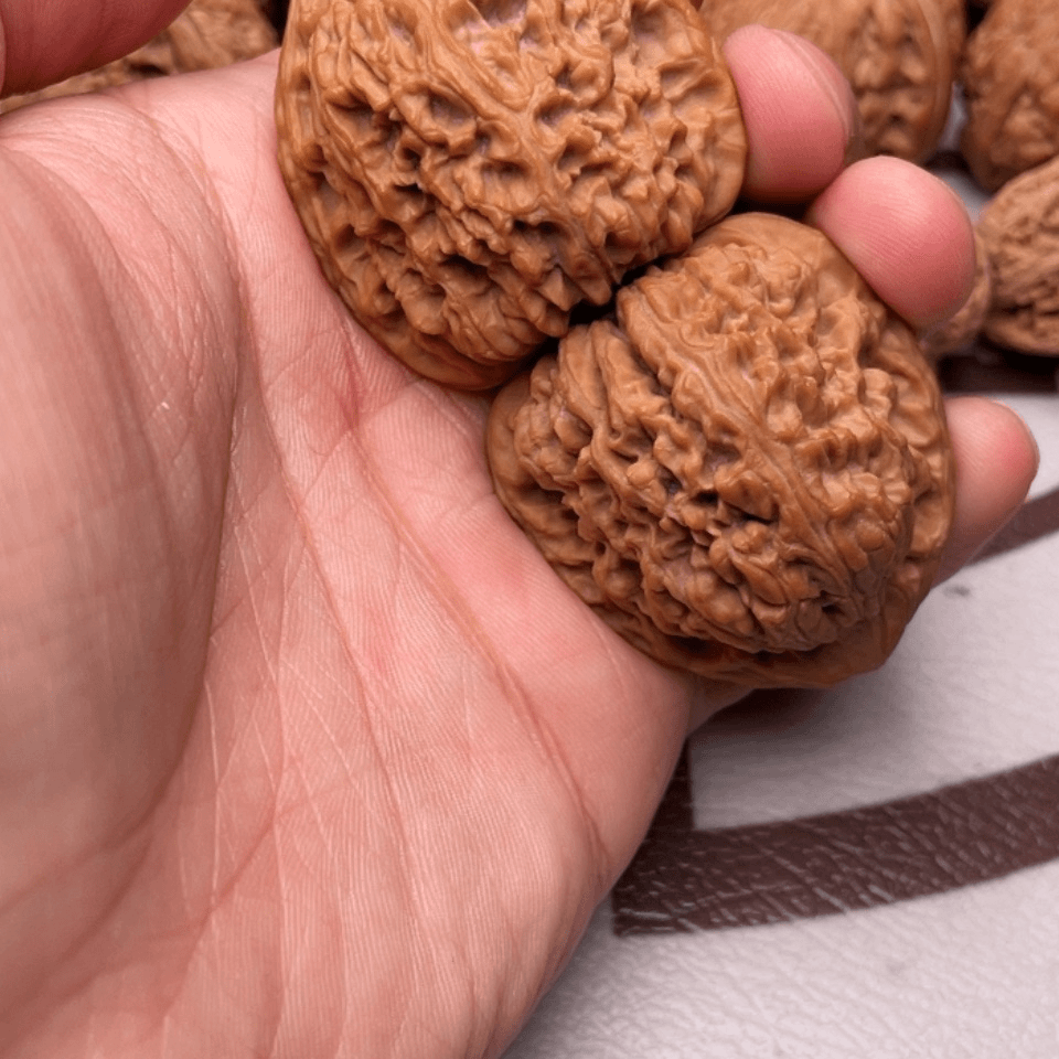 【闪购商品】文玩核桃吊坠?***两