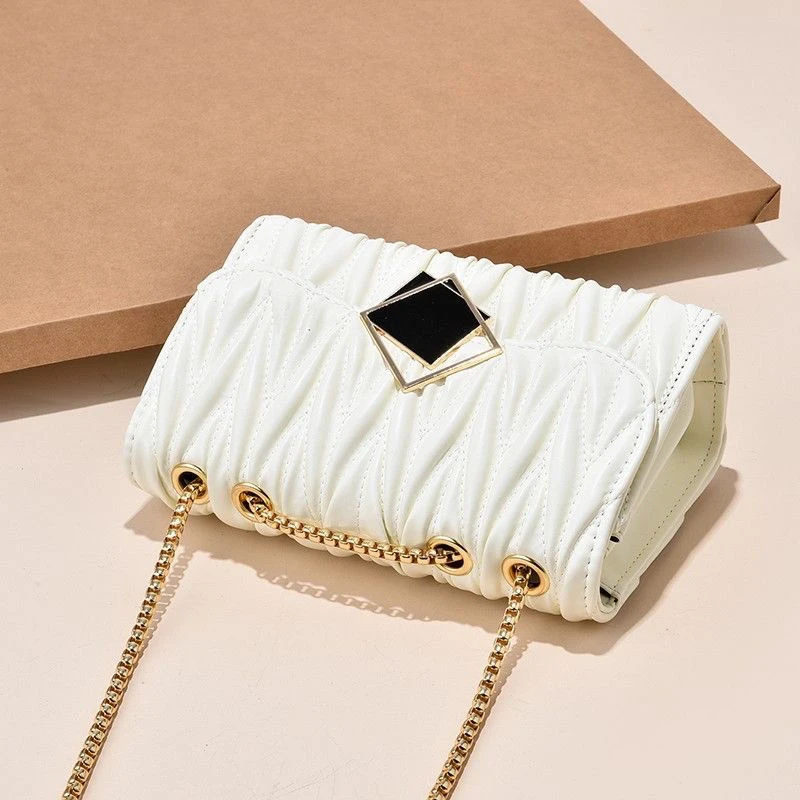 轻奢斜挎包新款网红百搭时尚小香风单肩包小众休闲链条女包