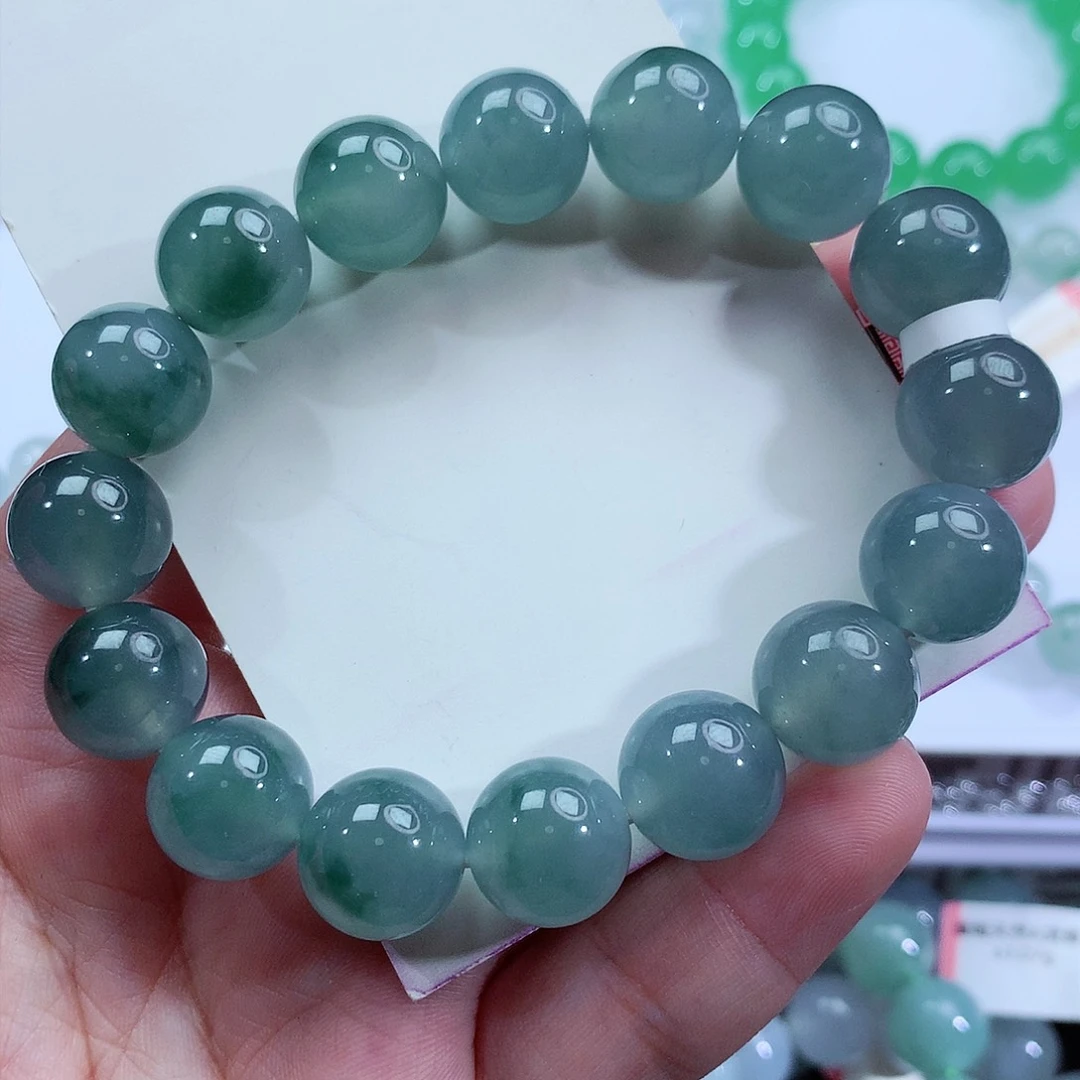 翡翠手链未镶嵌翡翠