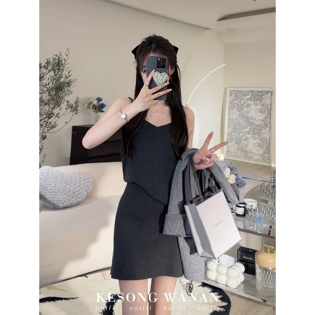 [内购福利]【目光捕捉器】假两件设计感吊带连衣裙 M3085P