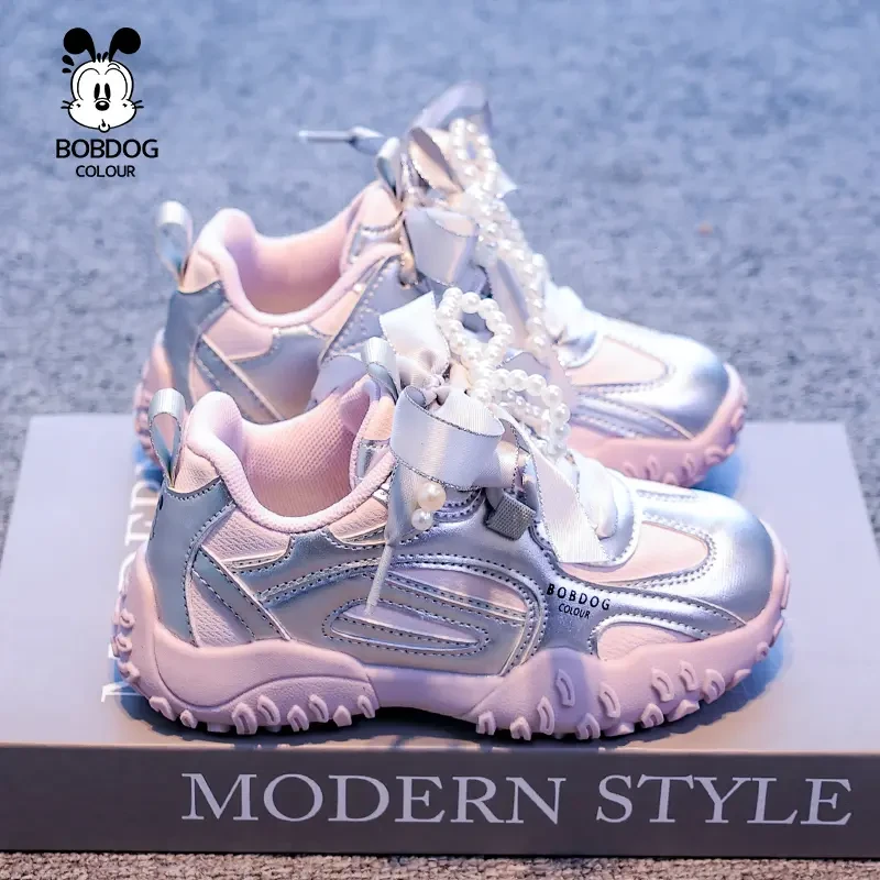 巴布豆童鞋儿童运动鞋珍珠2025春秋女童男童跑步鞋阿甘鞋皮面单里