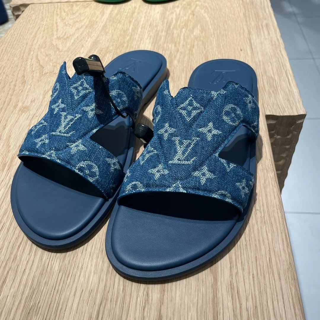 LouisVuitton/路易威登lv 皮质老花拖鞋 男款