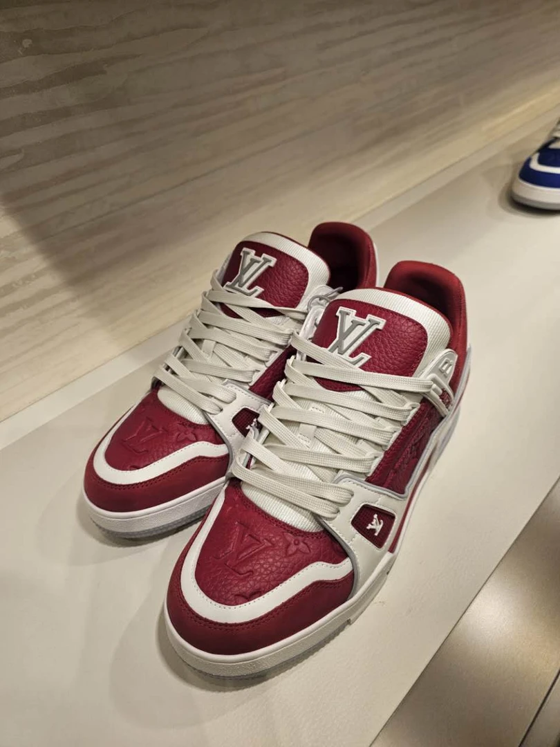 全新未使用 LouisVuitton/路易威登 路易威登红白条纹trainer板鞋