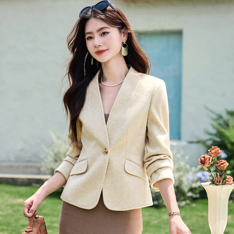 高端绵羊毛西装外套女秋冬2025新款小个子加厚短款休闲西服X24989