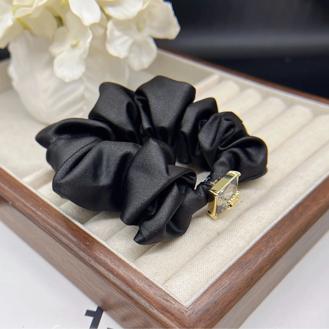 BAOSHATI/宝莎缇F-758韩版轻奢黑色肠圈