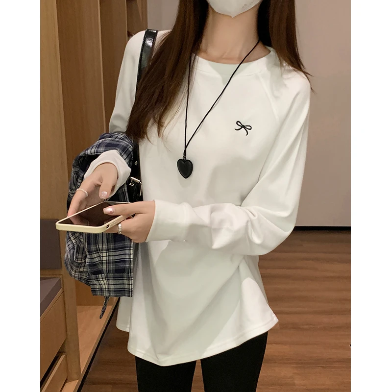 韩版慵懒中长款纯棉T恤女早秋外搭鲨鱼裤蝴蝶结刺绣上衣-7818