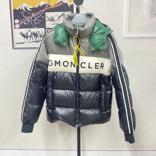 妃鱼/盟可睐/聚酰胺纤维/羽绒服/95新/市场价15600/M0925