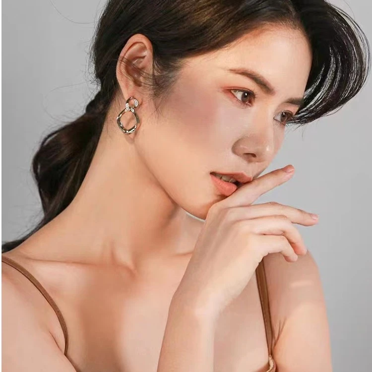 铜合金耳饰 无耳洞耳夹爆款几何女2023新款小众设计轻奢高级耳圈