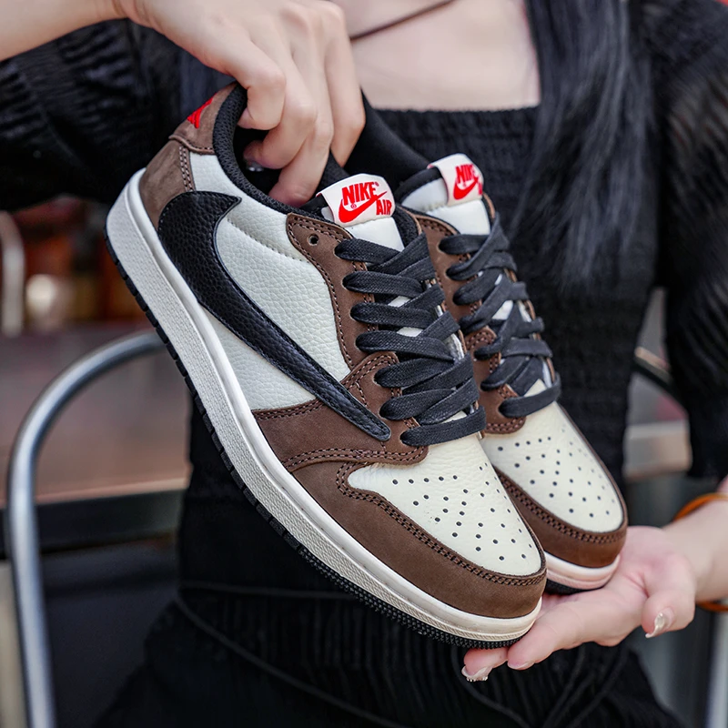 Nike/耐克Air jordan 1 low 摩卡倒钩复古 休闲鞋低帮【定制球鞋】