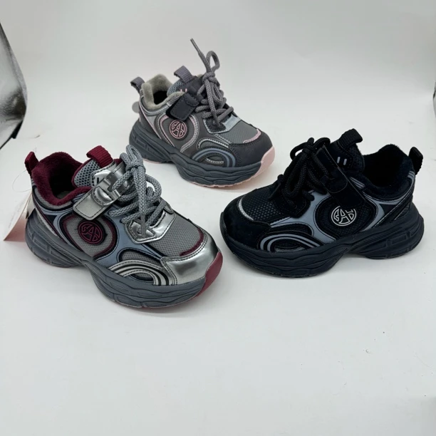 儿童冬季加绒大棉防水男童女童时尚舒适超轻防滑运动老爹鞋876