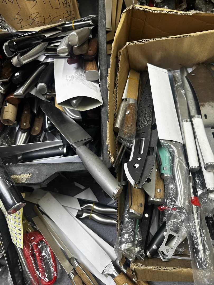 10/21实时直播喊拍外贸厨具尾货杂款默认瑕疵库存菜刀