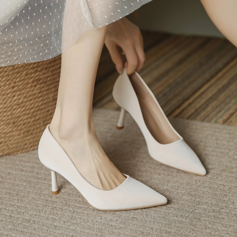 7厘米2024新款尖头高跟鞋女细跟中跟时尚百搭黑色品牌工作女单鞋