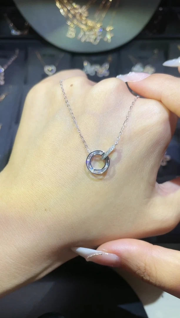 【闪购商品】钻石套链18K金镶嵌18K金白 多人 圆环