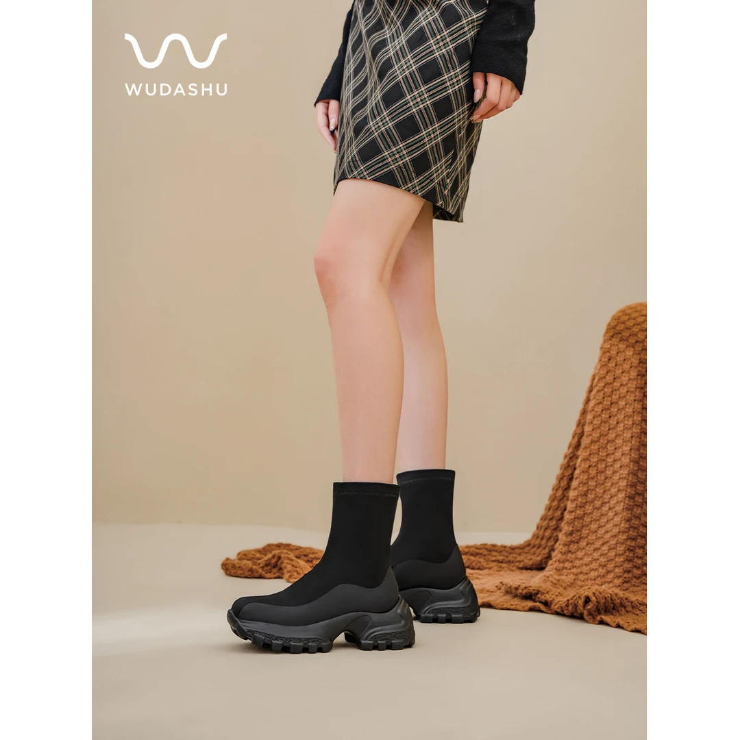 吴大叔秋冬季新款运动底不过膝时尚粗跟瘦瘦弹力袜短靴