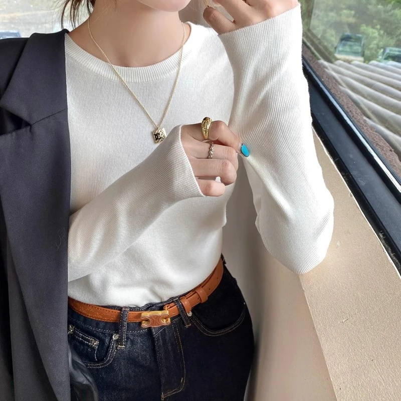 圆领长袖打底衫女内搭春秋冬毛衣修身针织白色上衣