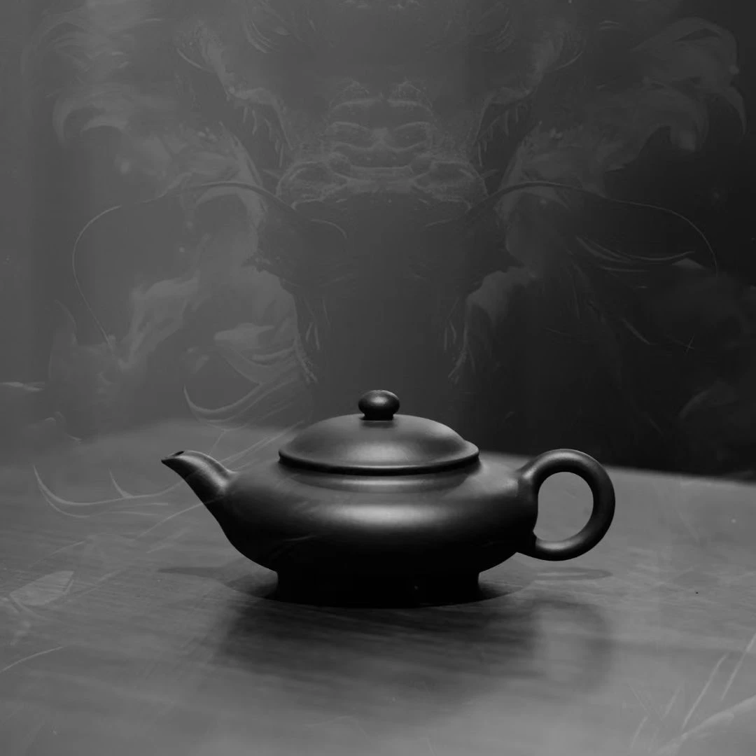 胤真堂—中青实力派大拍级陶手《韦安》全手制新品{卧龙壶}紫泥200cc