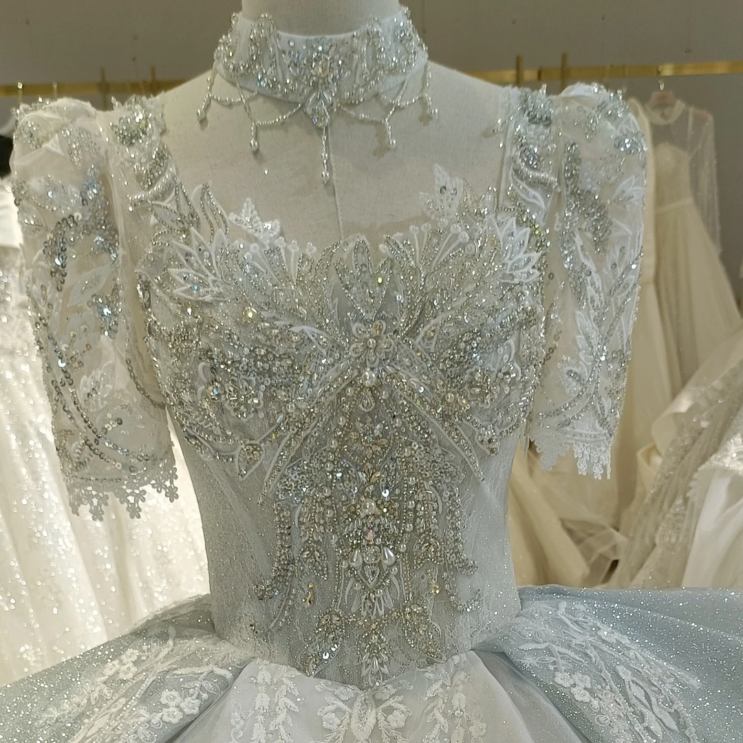 2024新款，在逃公主短袖重工奢华新娘主婚纱