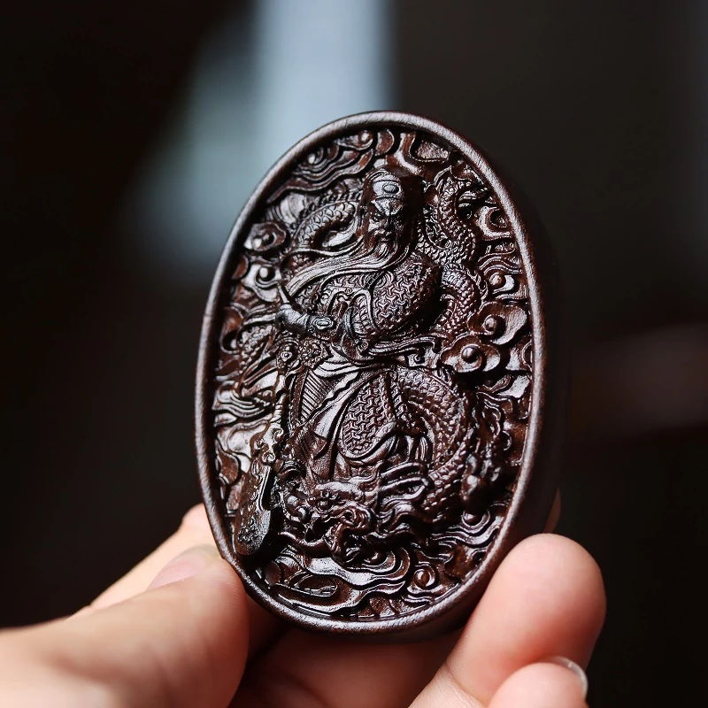 贡木雕刻关公吊坠关二爷武财神霸气关羽车挂件男项链牌子护身符