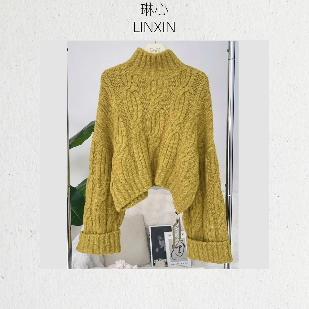 琳心 秋冬休闲百搭时尚黄色纽花半高领长袖套头毛衣 1073