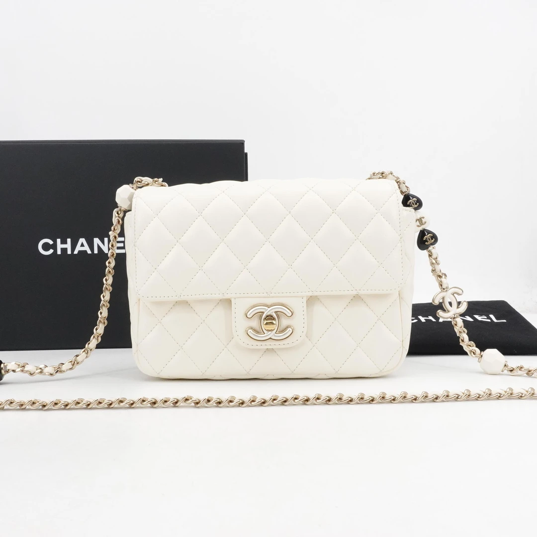 95新 Chanel/香奈儿 GGS香奈儿23P珐琅扣爱心链条方胖子白
