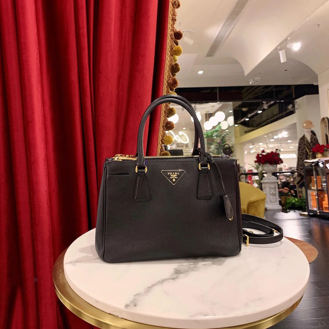 95新 Prada/普拉达 GGS普拉达杀手包中号黑金牛皮单肩包70082038