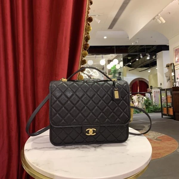 99新 Chanel/香奈儿 22k黑金鱼子酱牛皮芯片双肩包/66609031