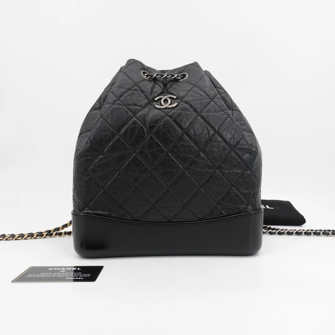 95新 Chanel/香奈儿 GGS流浪双肩包中号黑色油蜡牛皮|89228189