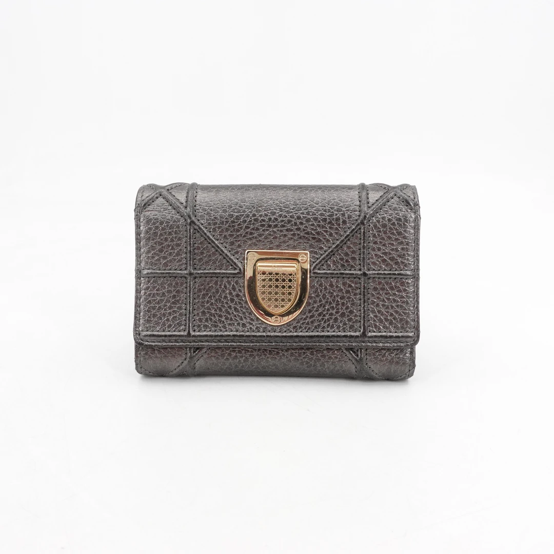 95新 DIOR/迪奥 GGS迪奥盾牌钱包银色金扣牛皮 20|62414033