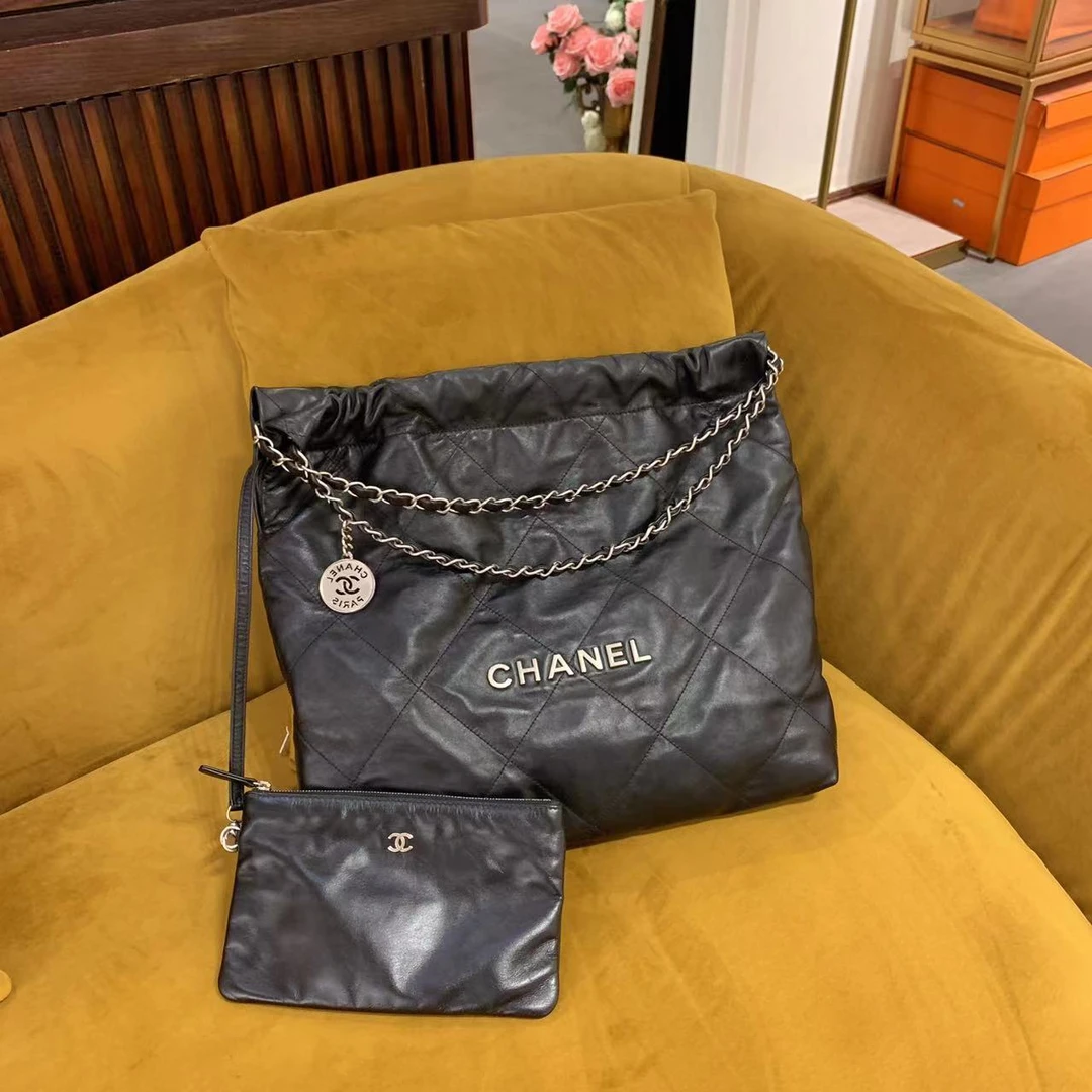 99新 Chanel/香奈儿 香奈儿/GGS香奈儿22bag垃圾袋中号黑银油蜡牛