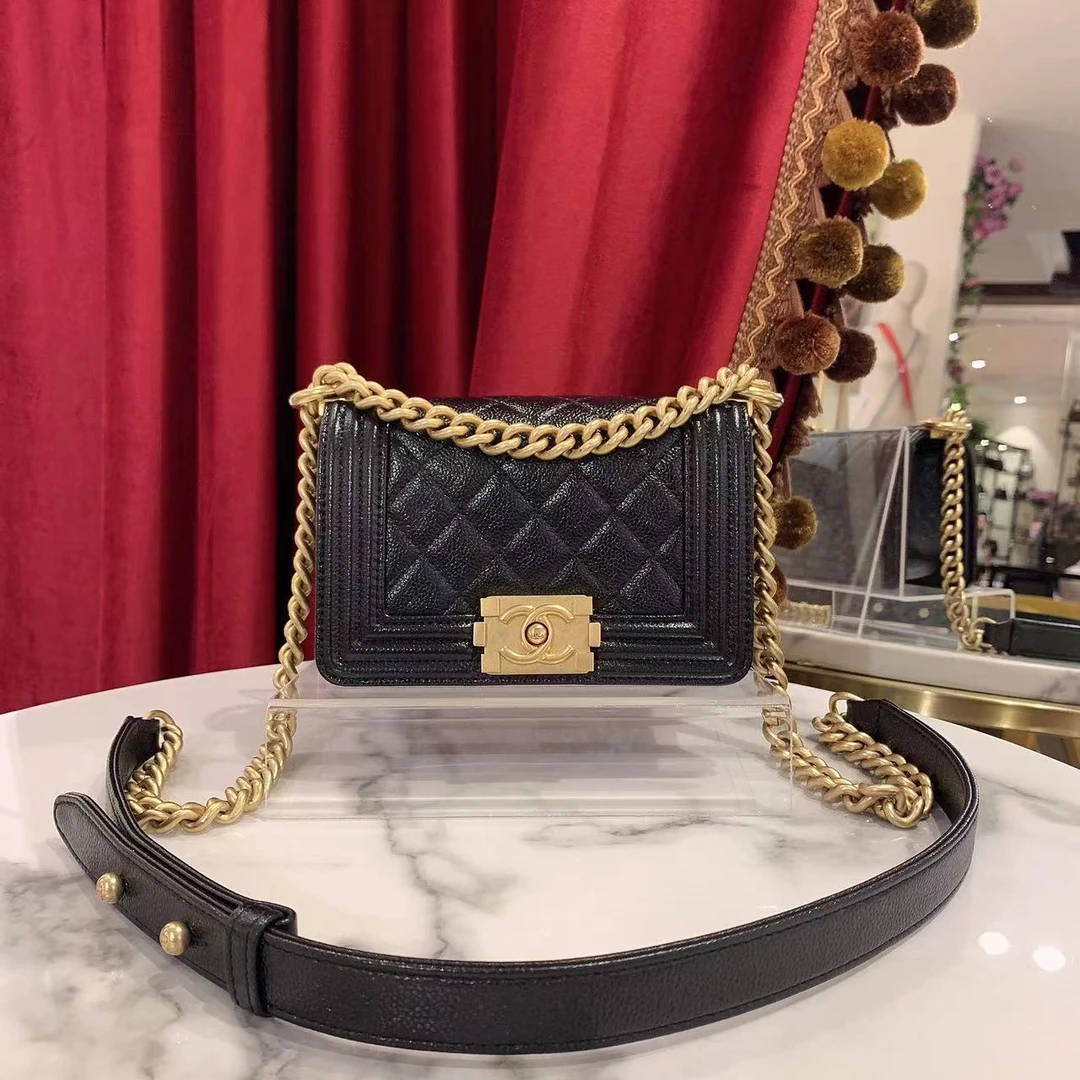99新 Chanel/香奈儿 leboy迷你黑金荔枝皮芯片款/单肩包/57354338
