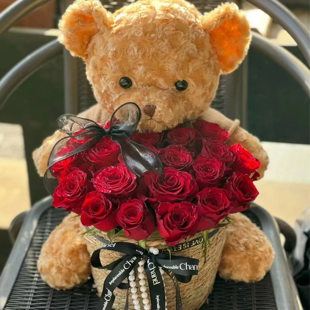 ♥【小熊送花】21枝高原红玫瑰小熊抱抱桶花束送女友爱人闺蜜花束鲜花订购同城配送小时达冬日