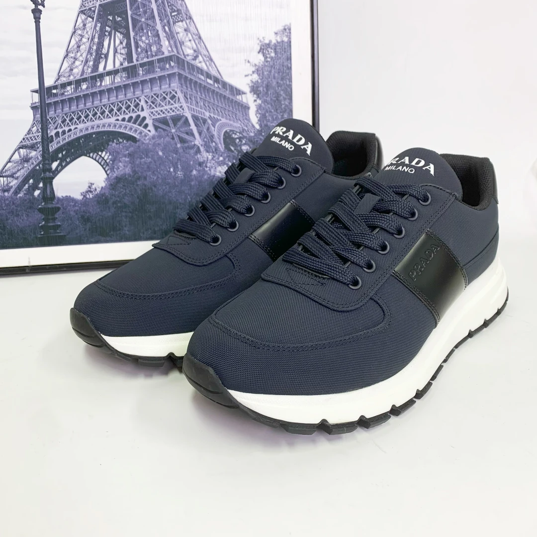 未使用 Prada/普拉达 普拉达藏青色帆布带侧标白底运动鞋增高