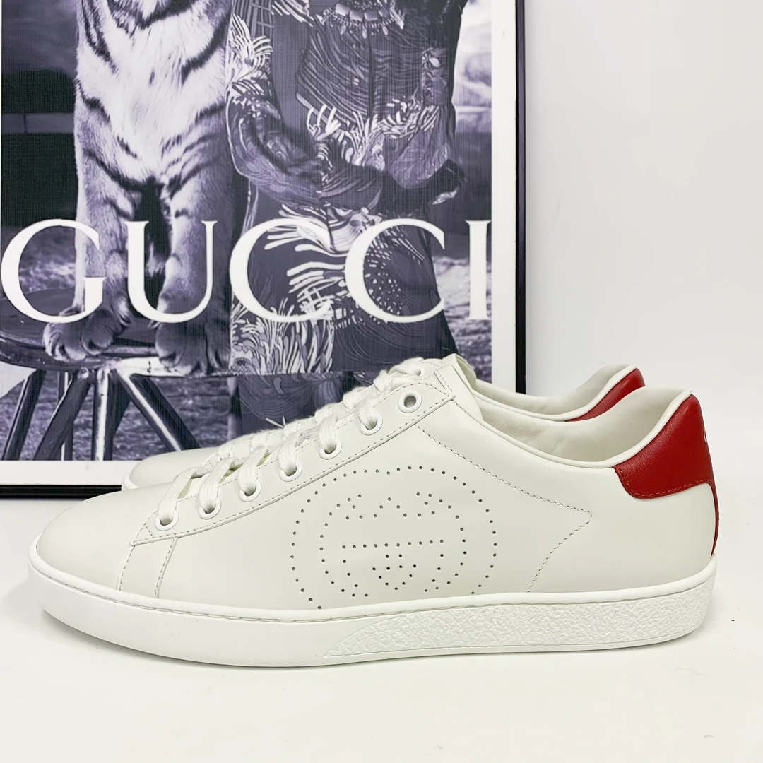 全新未使用 GUCCI/古驰 古驰ACE系列白色互扣红尾LOGO休闲板鞋