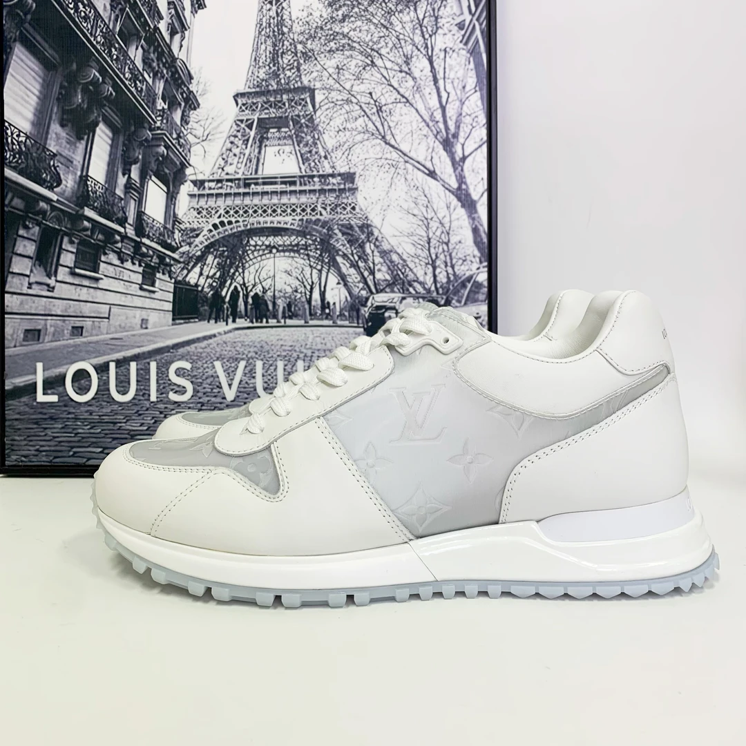 全新未使用 LouisVuitton/路易威登 LVRunaway白色雷鬼满印运动鞋