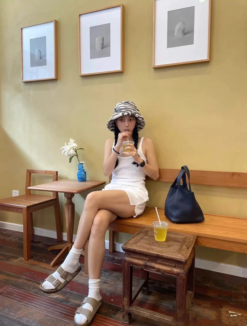 【BK05外贸的货专属】勃肯时尚休闲百搭夏季外穿简约露趾女士凉鞋