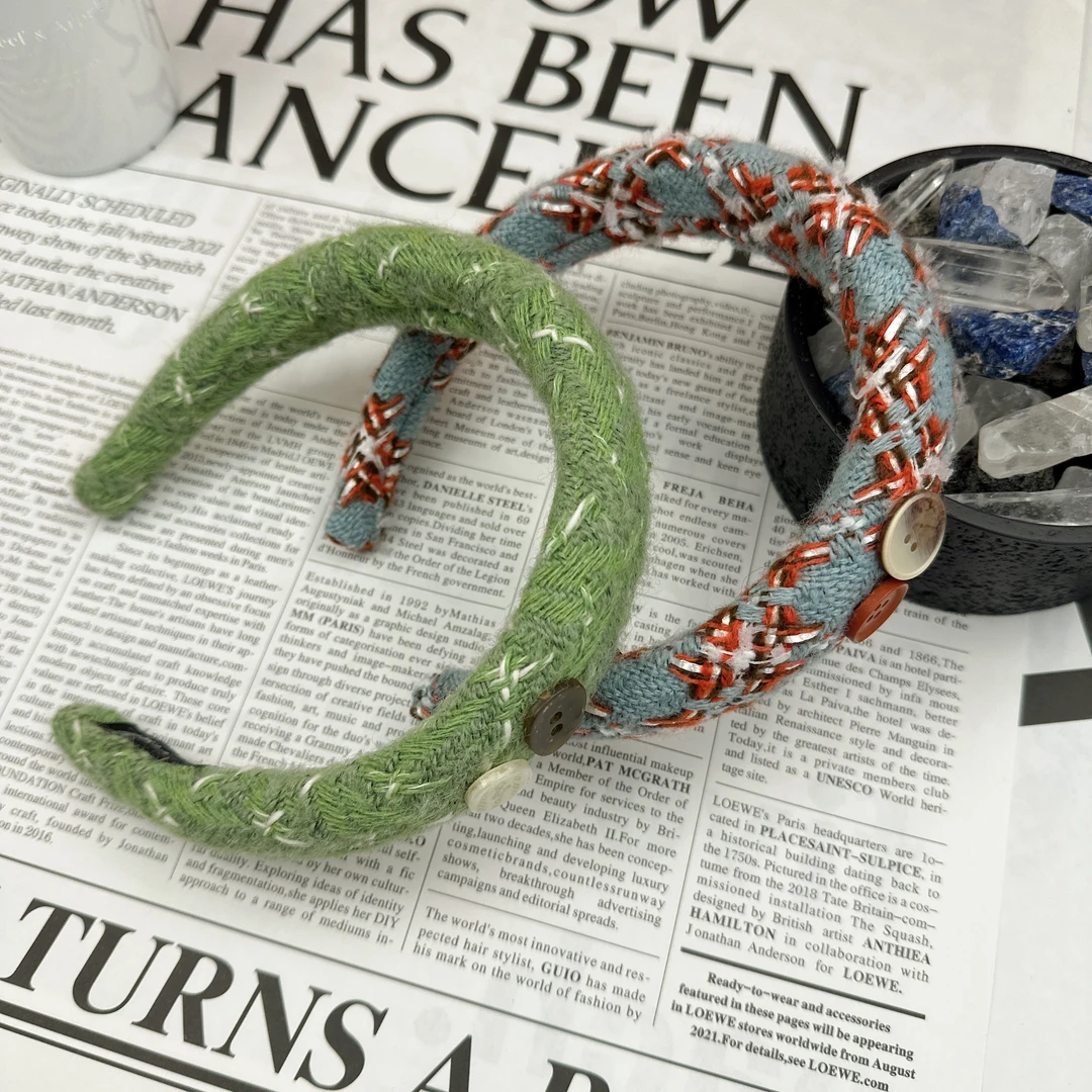 Mi33  双纽扣毛绒针织发箍 F26057F24