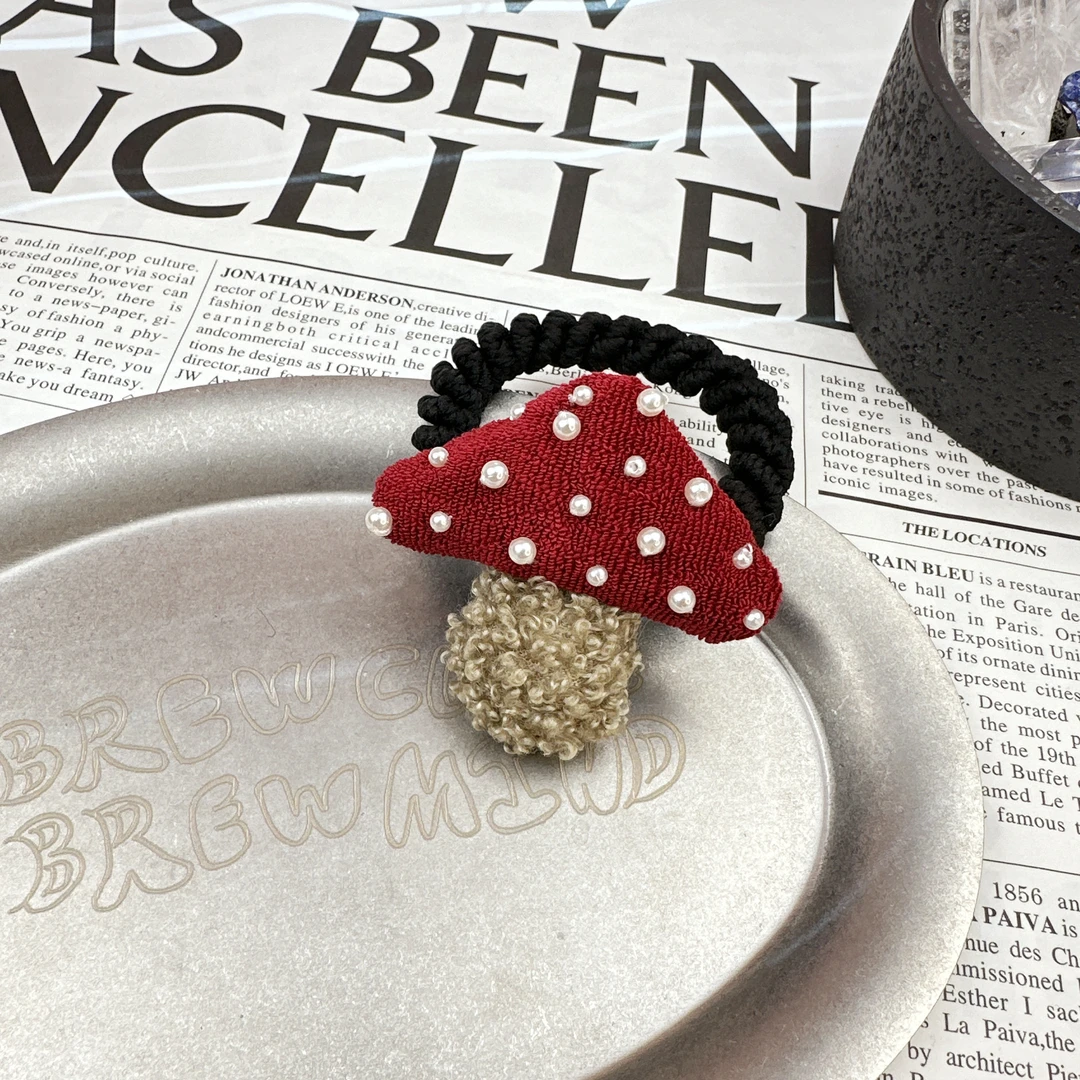 Mi33 韩版饰品 毛绒蘑菇发绳发圈（单只）Q09057194