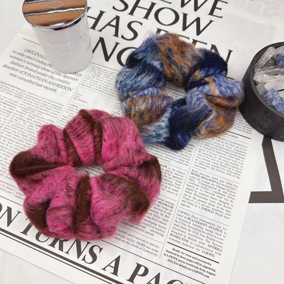 Mi33 韩版饰品 秋冬撞色毛绒大肠发圈发绳 （颜色随机）Q99057053