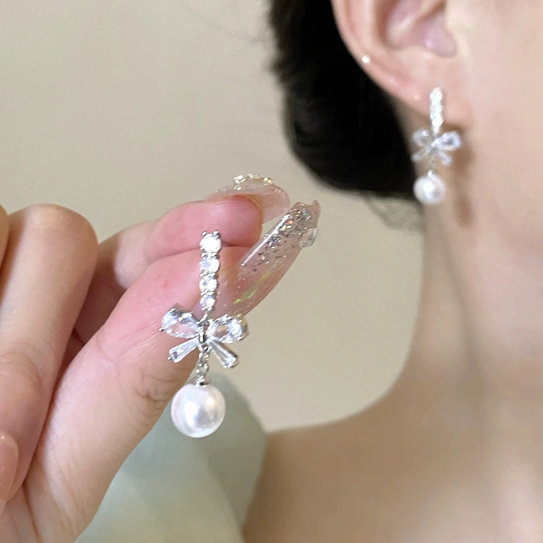 铜合金耳饰 A039 蝴蝶结珠珠耳环耳钉小众设计感高级耳饰大气百搭