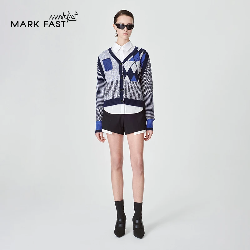 MARKFAST设计师品牌午夜蓝格纹短款V领针织开衫女M1DHW08390
