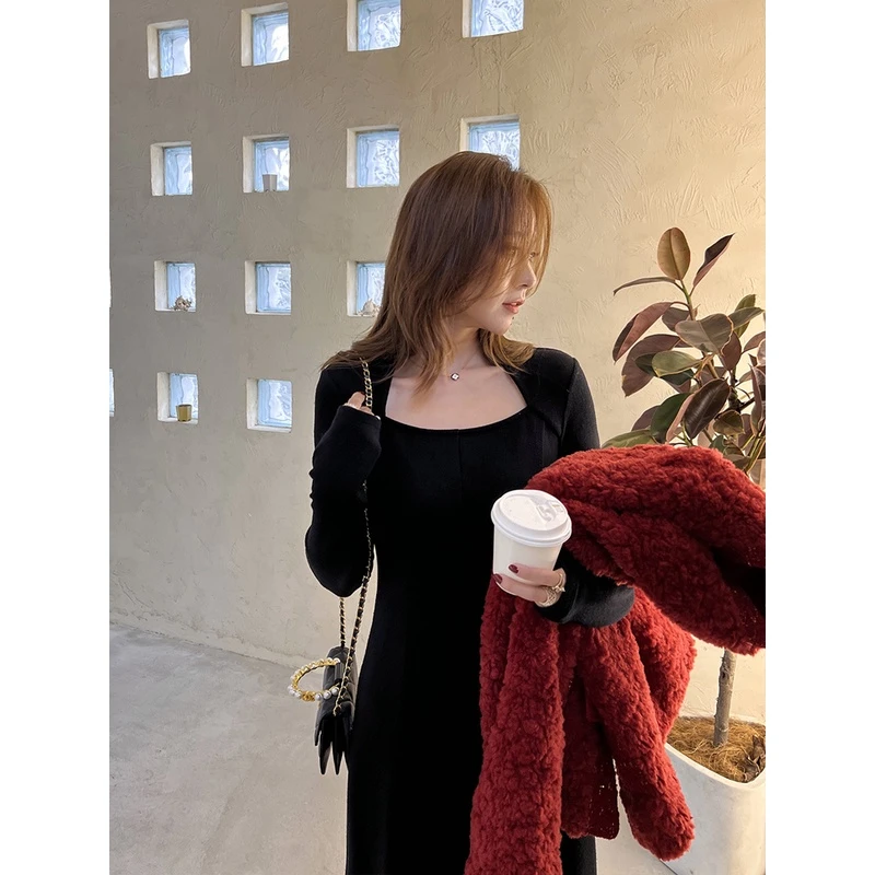 张涩涩 优雅氛围 470高克保暖纤维素织物 百搭新年聚会黑色连衣裙