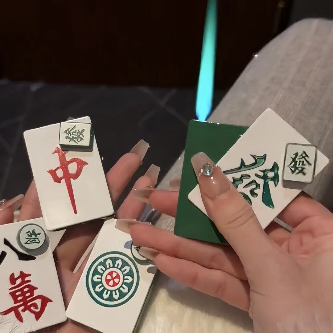 扑克牌麻将防风打火机富婆钦点创意点烟器金属防风个性送男友礼物