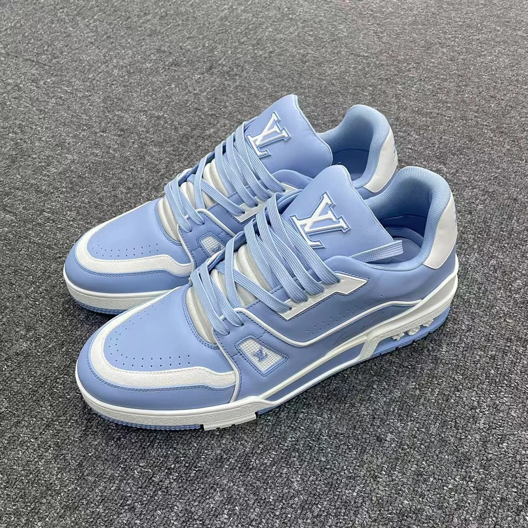 全新 43码 无盒 LV Trainer 北卡蓝 板鞋 公价10999