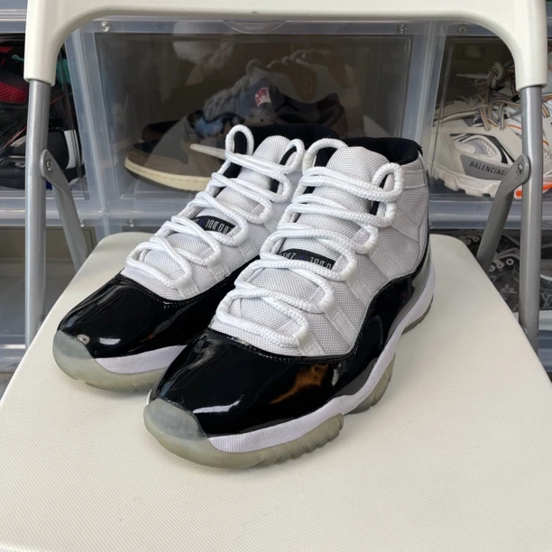 99新 42码 原盒 AJ11 康扣 黑白 复古篮球鞋 公价2289
