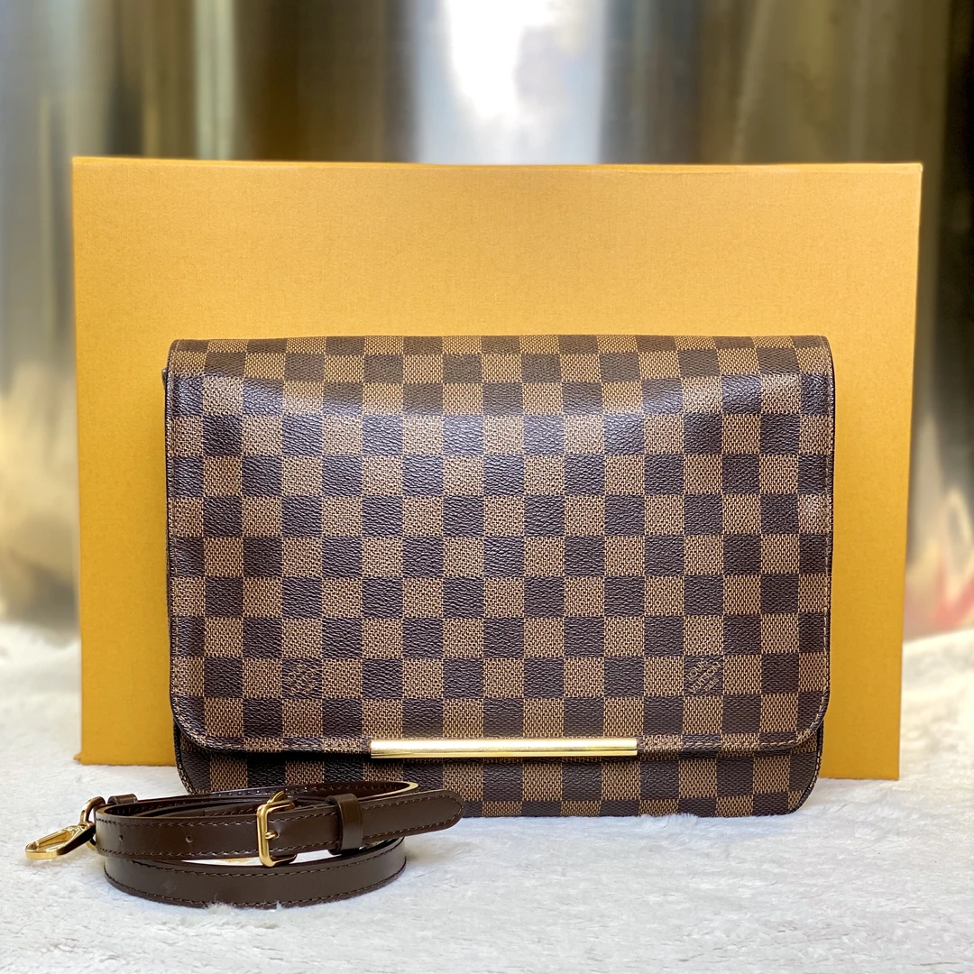 99新 LouisVuitton/路易威登 甄宝98新LV棋盘格中古邮差包6917