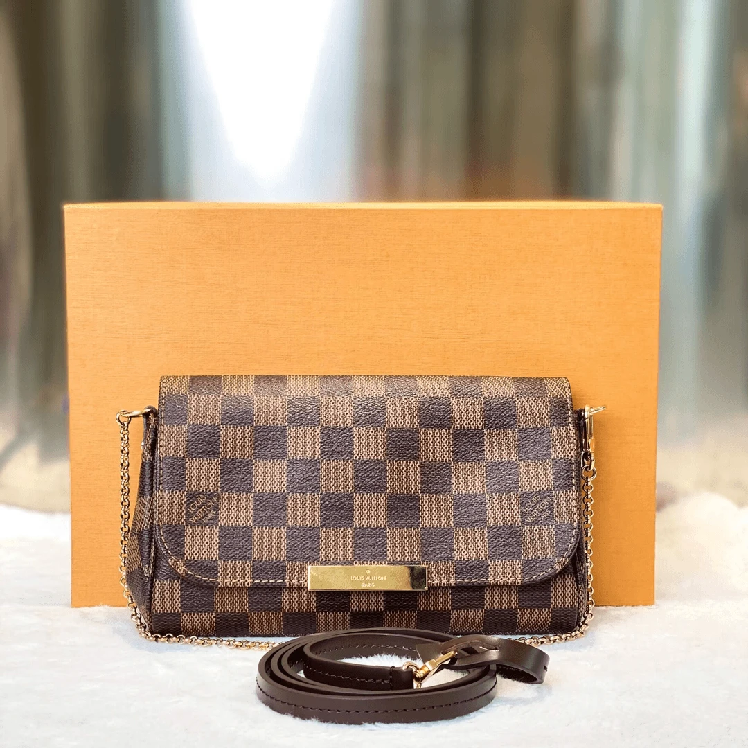 99新 LouisVuitton/路易威登 甄宝98新棋盘格挚爱小号斜挎包1182